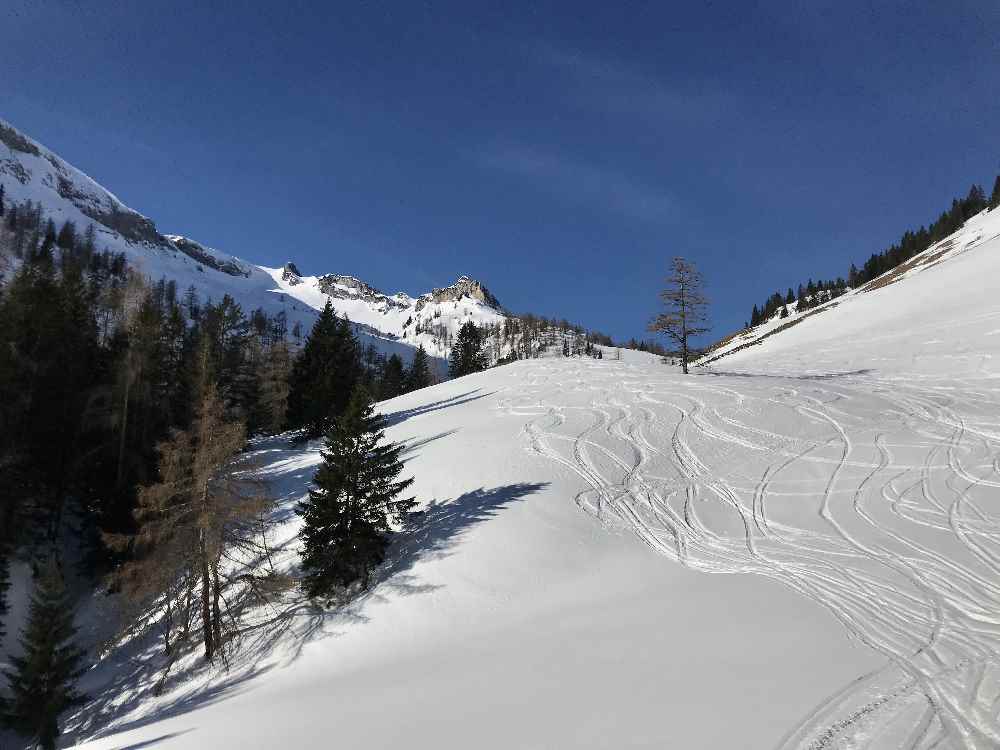 So schön ist die Winterlandschaft zwischen Weissenbachhütte und Weissenbachalm