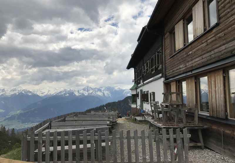 Das Solsteinhaus - hoch über Zirl im Karwendelgebirge
