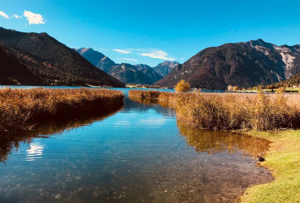 Vom Hotel St. Georg zum See an den Achensee spazieren - so schön ist es hier im Herbst