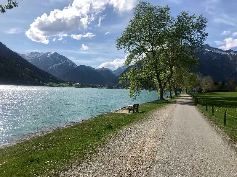 Spaziergang am See - am Ostufer des Achensee