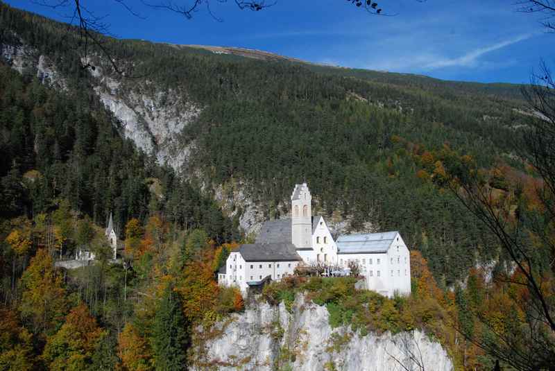 Das Felsenkloster St. Georgenberg im Karwendel, Stans