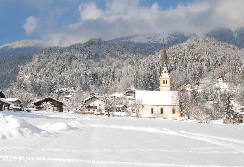 Stans Winterwandern, am Fuße des Karwendel in Tirol