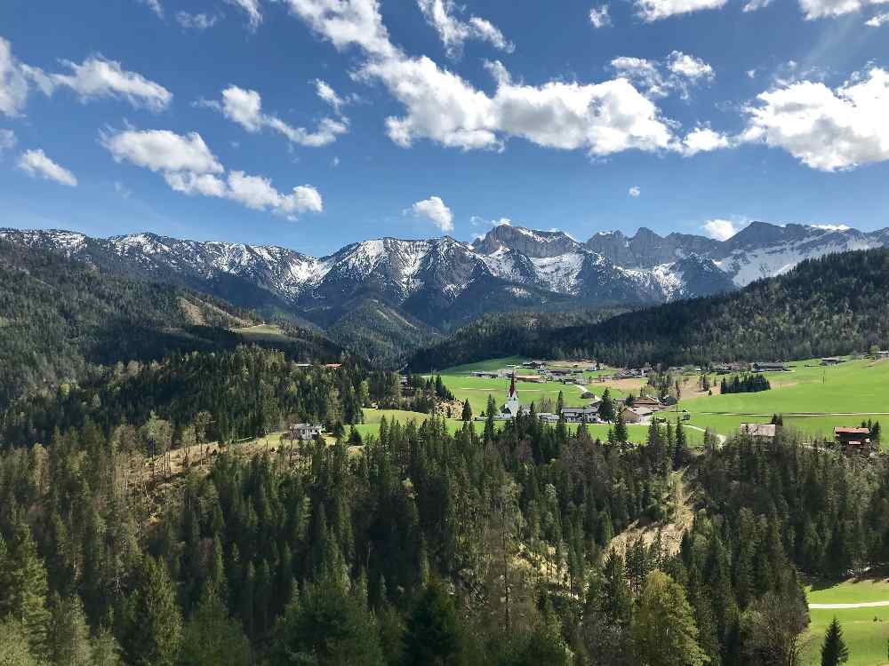 So schön liegt die Siedlung in Steinberg am Rofan 