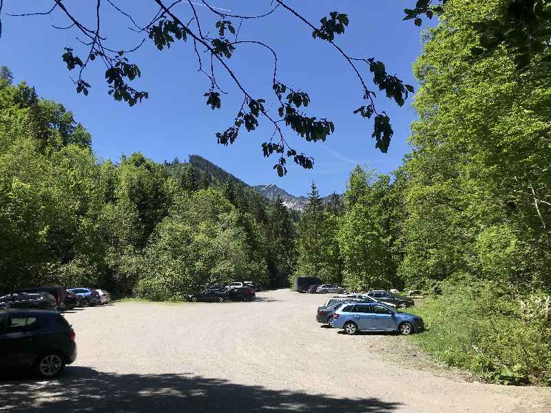 Das ist der große Tatzlwurm Wasserfälle Parkplatz, auch als Wanderparkplatz Brünnsteinhaus bekannt