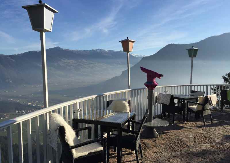 Die Terrasse an der Kanzelkehre auf dem Weg zum Achensee 