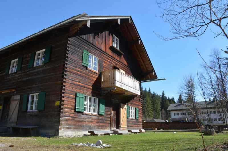 Früher gab es viel Holz rund um Vorderiß - da wurden auch die Häuser aus Holz gebaut