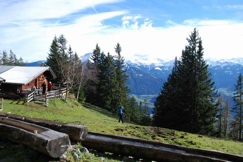 Von Vomperberg auf die Waldhorbalm wandern im Karwendel