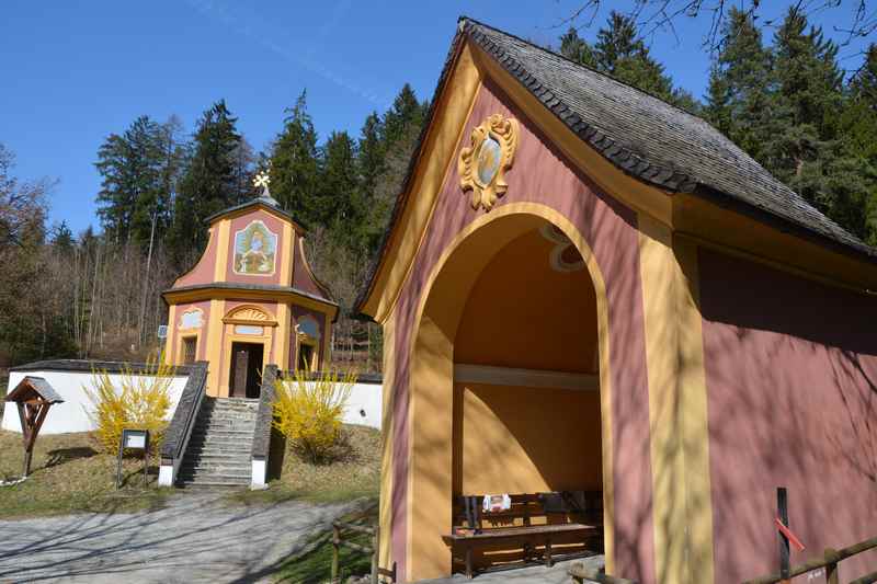 Mountainbiken zur Wallfahrtsort Maria Larch beim Karwendel