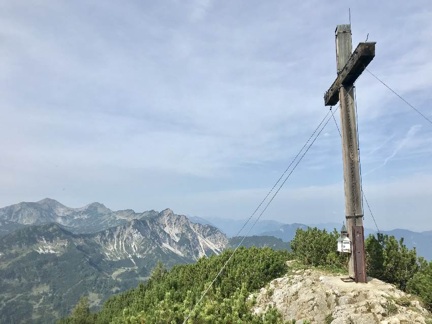 Das Gipfelkreuu am Simetsberg