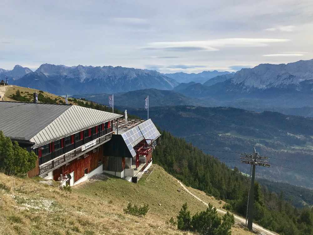 Und der Blick vom Wank zum Karwendel 