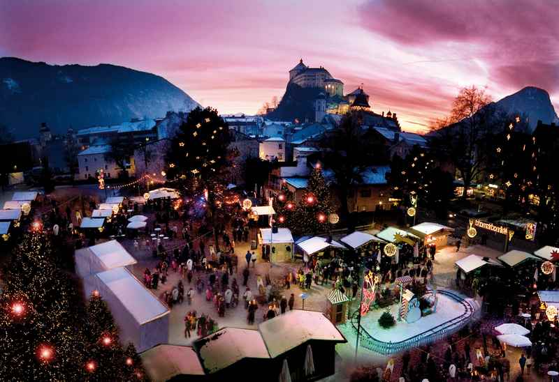 Der Weihnachtsmarkt Kufstein mit einer besonderen Wolkenstimmung, Foto: Horvath