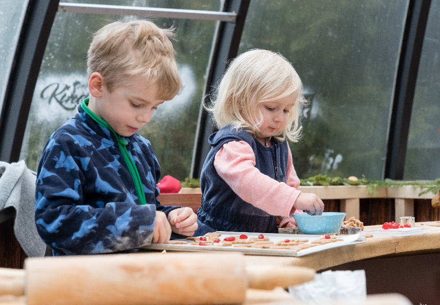 Auf dem Weihnachtsmarkt Seefeld mit Kindern - zu Besuch in der Kinderbackstube, Bild: Seefeld Tourismus, Stephan Elsler