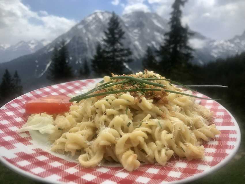 Gut einkehren auf der Wettersteinhütte in der Leutasch