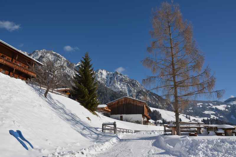 Winterwandern in Alpbach: Von der Roßalm zur Bischoferalm