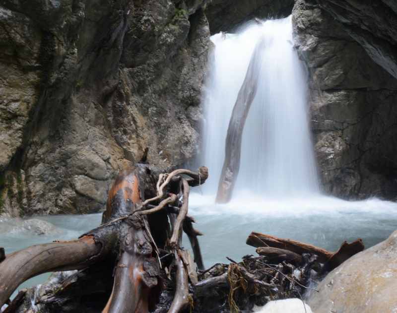 Am zweiten Tag der Hüttentour geht es durch die Wolfsklamm