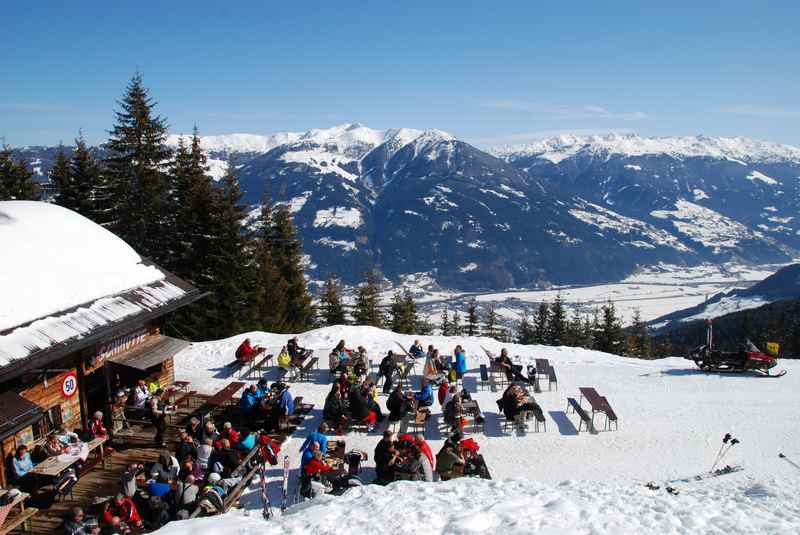 Skigebiet mit Ausblick