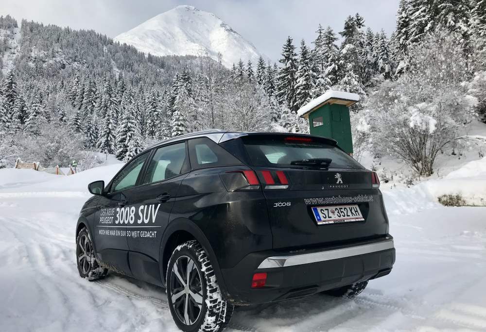 Am Parkplatz Rauthhütte schaue ich zur Hohen Munde