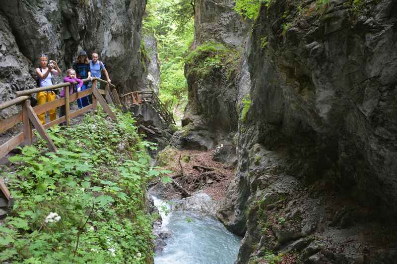 Von München in die Berge zur Wolfsklamm - schöne Wanderung im Karwendel.