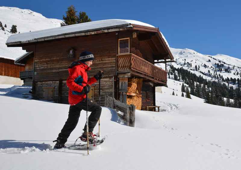 Wie geht schneeschuhwandern? Wo kann man Schneeschuhwandern lernen?