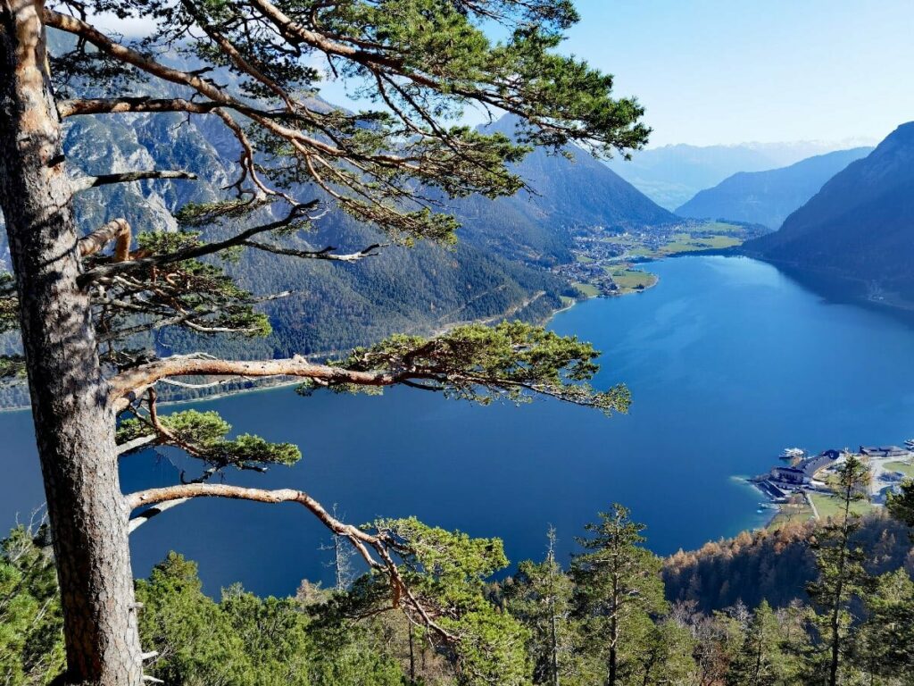 Größter See in Tirol und einer der beliebtesten Seen in Österreich - der Achensee