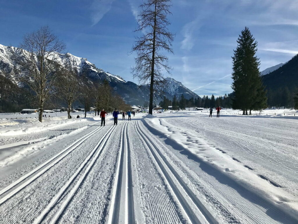 Wunderschöne Loipen in den Karwendeltälern: So kannst du in Pertisau Langlaufen am Achensee