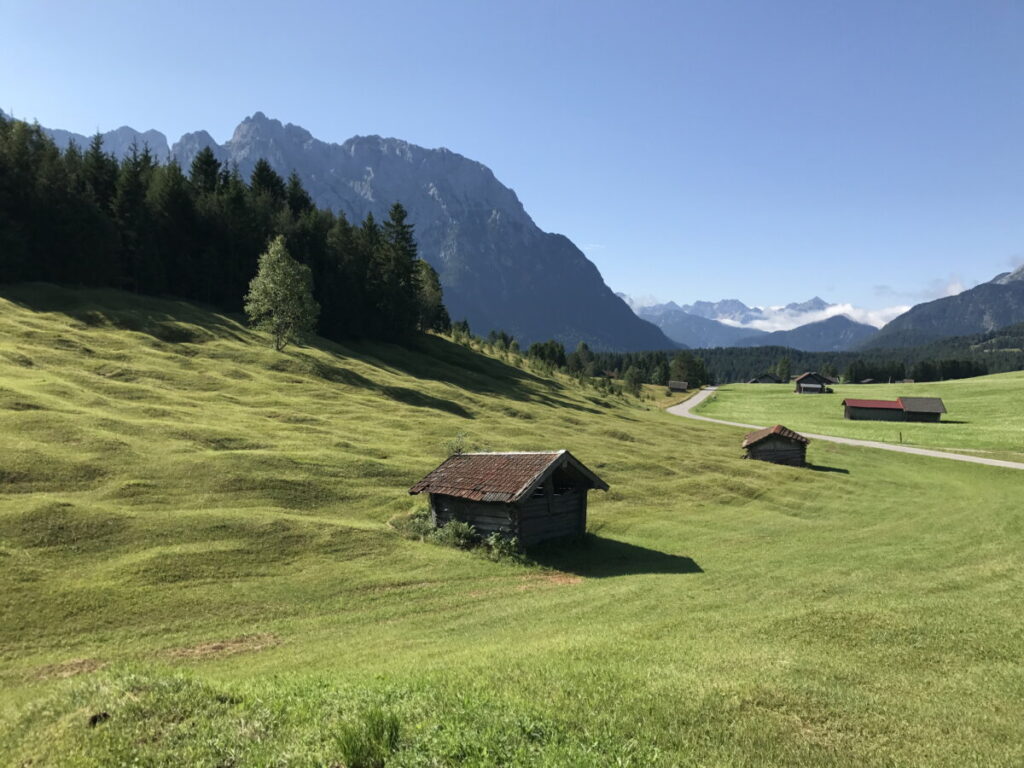 Die Buckelwiesen am Fuße des Karwendel sind landschaftlicher Leckerbissen