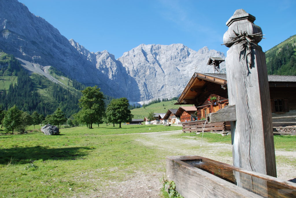 Die wunderschöne Engalm am Ahornboden - Hier wollen alle Besucher hin