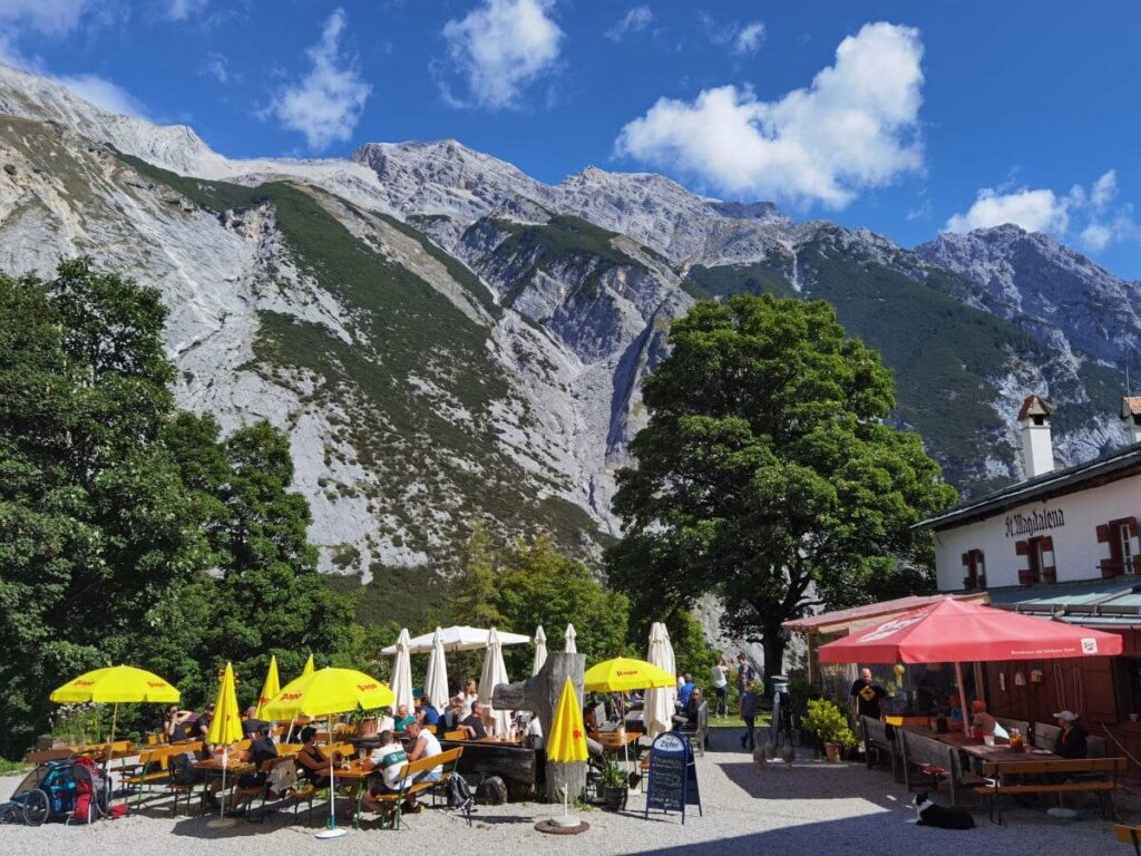 Idylle im Halltal - Einkehren in St. Magdalena, dem ehemaligen Kloster