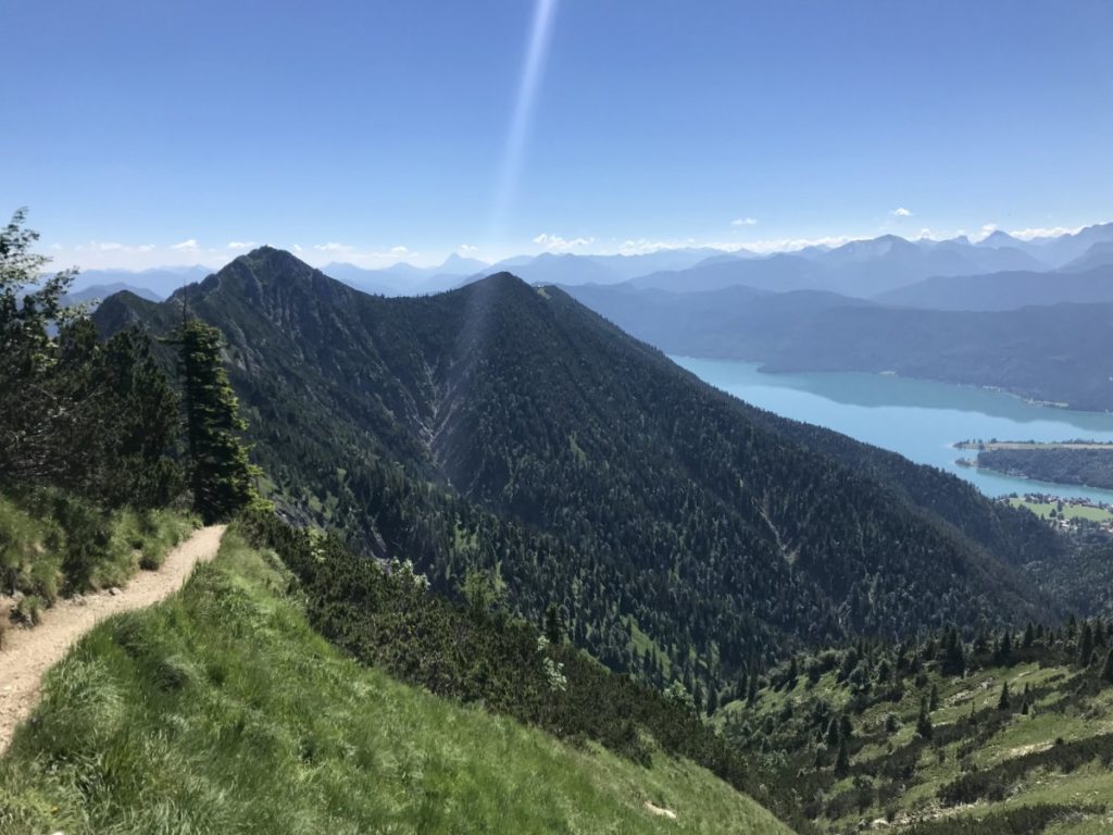 Herzogstand Heimgarten Wanderung - mit Blick auf den Walchensee