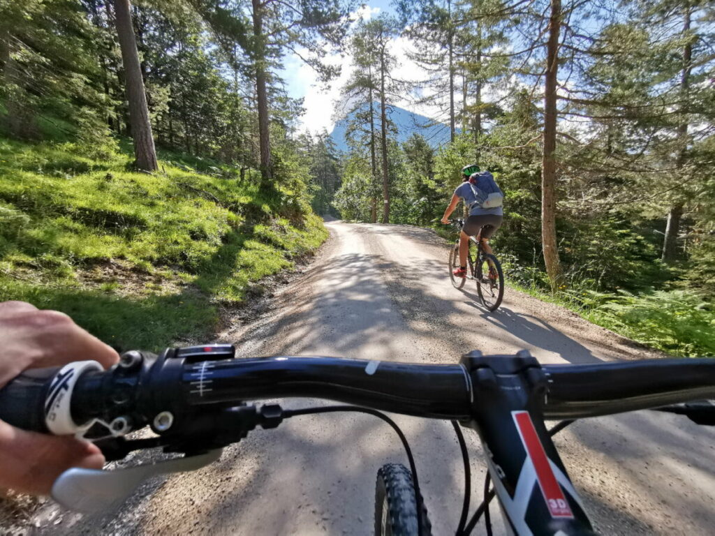 Vom Alpenoarks Alpina Seefeld an den Isarursprung per Rad - Traumtour ins wilde Karwendel