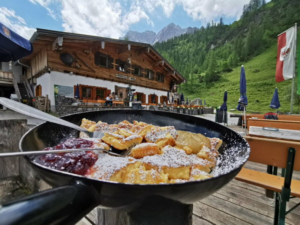 Die Binsalm lockt zur Einkehr - der Kaiserschmarrn ist besonders gut