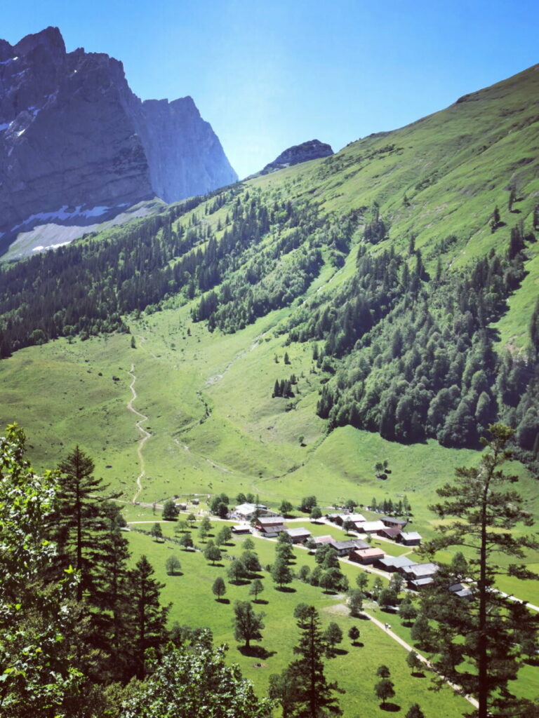 Im Karwendel Reiseführer zeige ich dir schönsten Ecken im Karwendelgebirge - alle selbst entdeckt und beschrieben!
