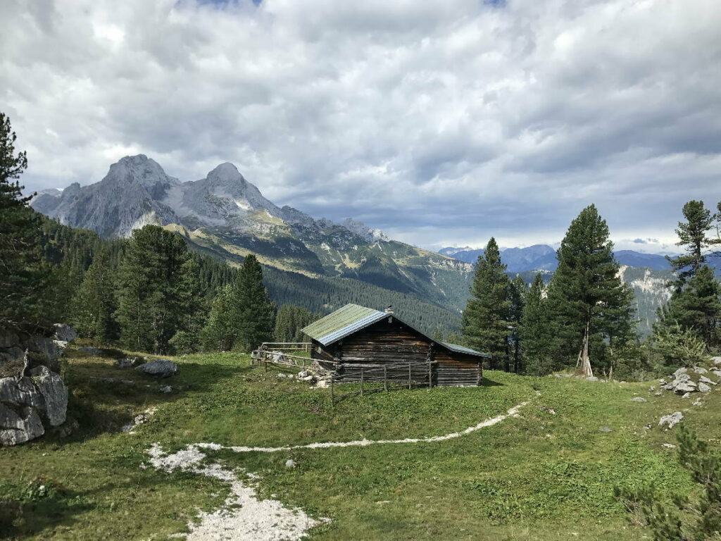 Ab Krün wandern - zum Schachen im Wettersteingebirge