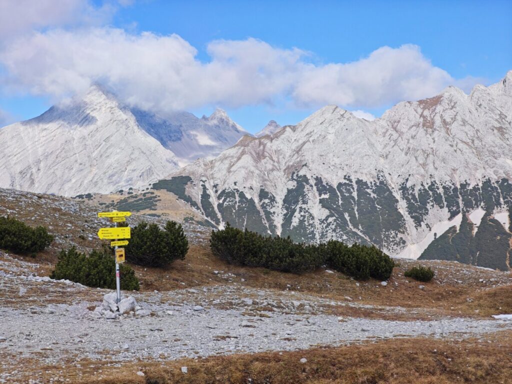 Blick vom Lafatscher Joch ins Karwendel - Richtung Hinterautal