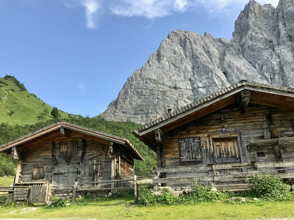 Das ist die Laliderer Alm im Karwendel