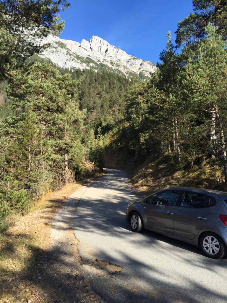 So fährst du auf der Mautstrasse Gnadenwald hinauf ins Karwendel