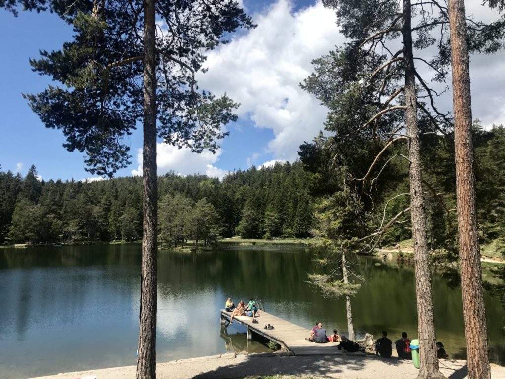 Wenn du die Sehenswürdigkeiten von Mösern besuchen willst: Komm an den Möserer See