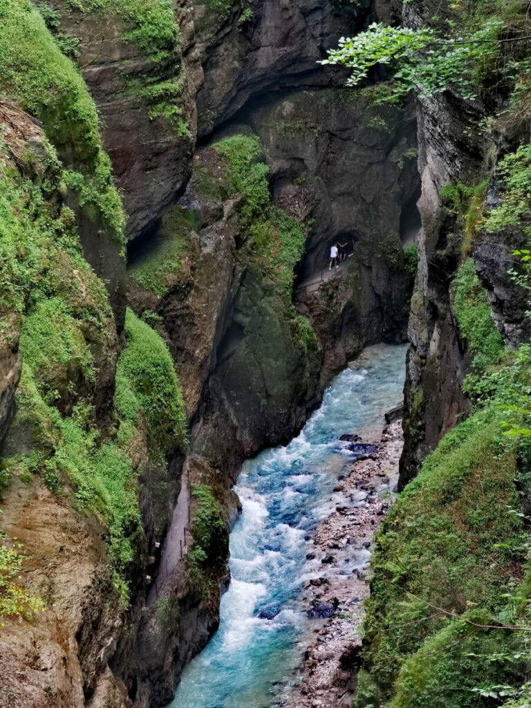 Die Partnachklamm in Garmisch Partenkirchen - von der Eisernen Brücke gesehen