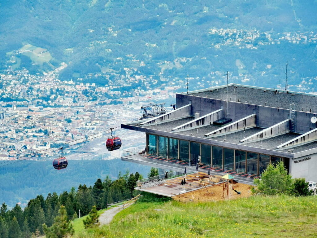 Von Innsbruck mit der Patscherkofelbahn in die Tuxer Alpen