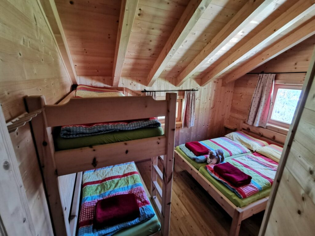 Auf der Plumsjochhütte übernachten? Das sind die neuen Zimmer