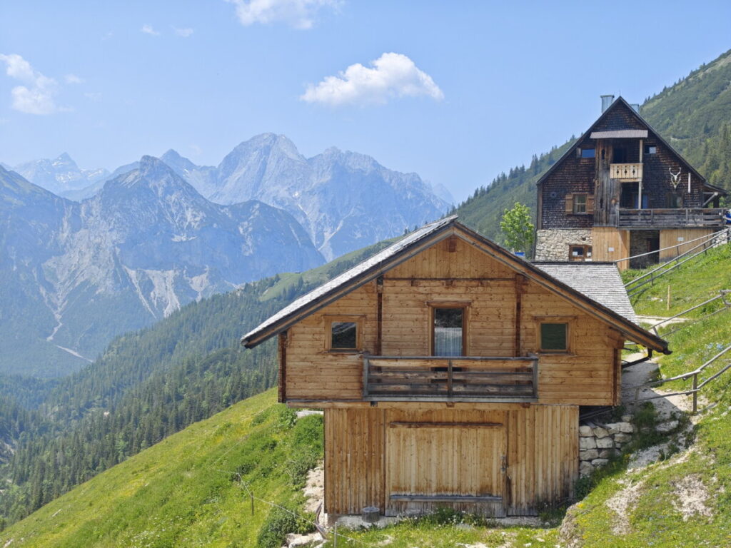 Plumsjochhütte
