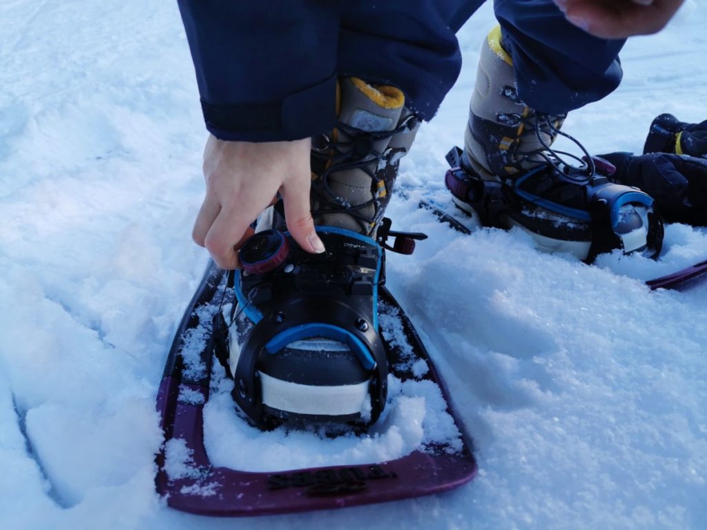 Beim Schneeschuhe Test ist der Drehverschluß BOA sehr angenehm