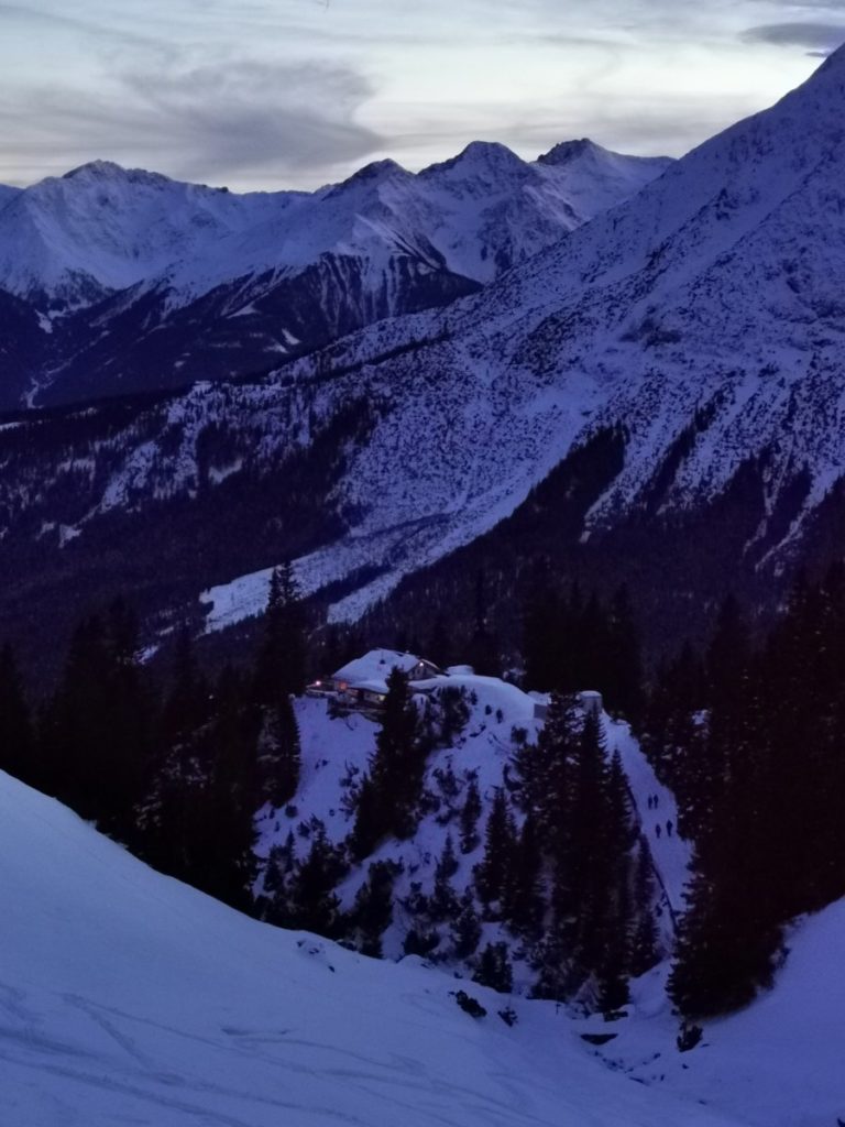 Eine echte mehrtägige Schneewanderung in Tirol