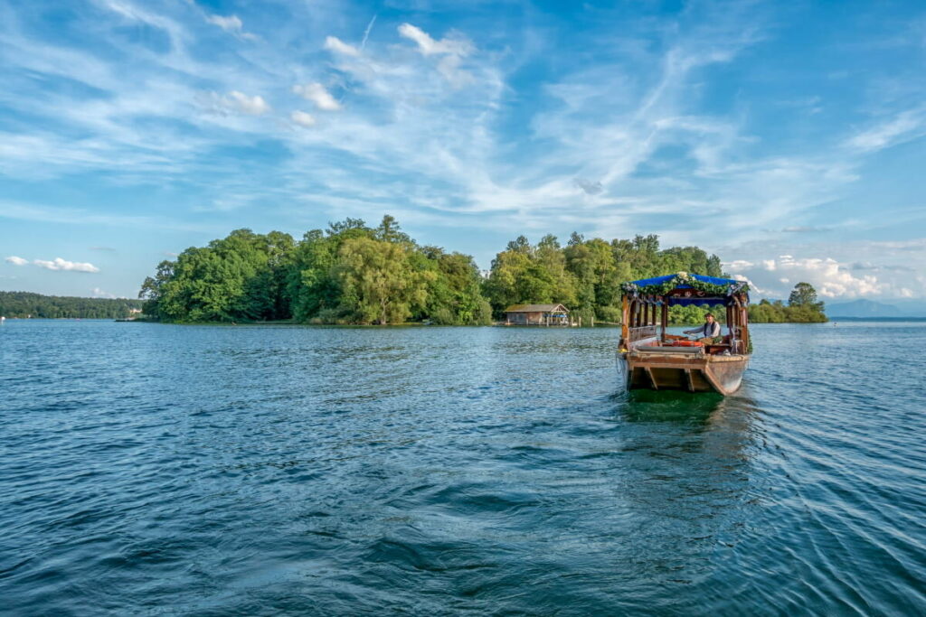 Mit der Zille über den Starnberger See auf die Roseninsel,  Bild: gwt Starnberg, Thomas Marufke