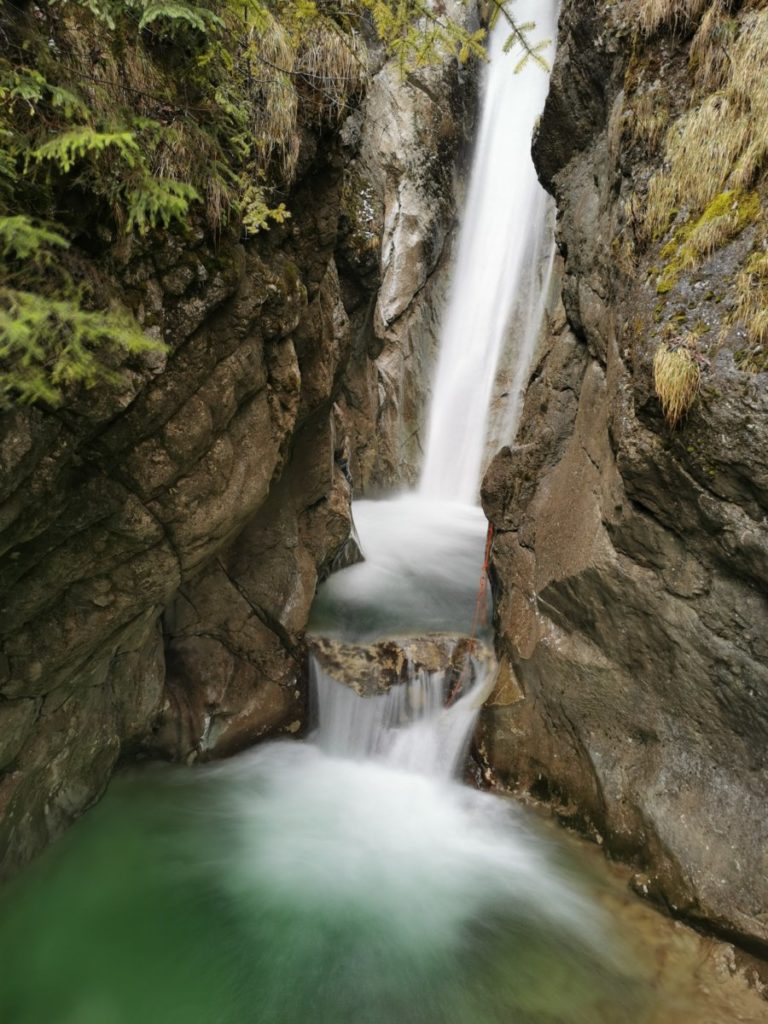Eindrucksvoll: Die Tatzlwurm Wasserfälle Bayern, bei Oberaudorf 