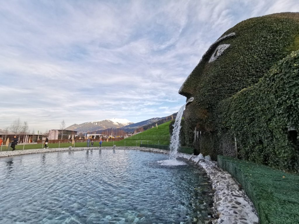 Tirol Sehenswürdigkeiten:  Die Kristallwelten gehören zu den meistbesuchen Sehenswürdigkeiten in ganz Österreich - sie befinden sich am Fuße des Karwendel bei Hall in  Tirol 