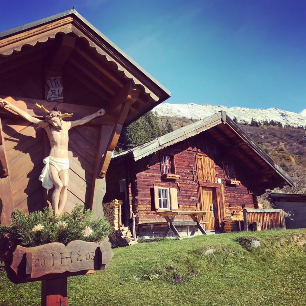 Viele eindrucksvolle Almen findest du in den Tuxer Alpen