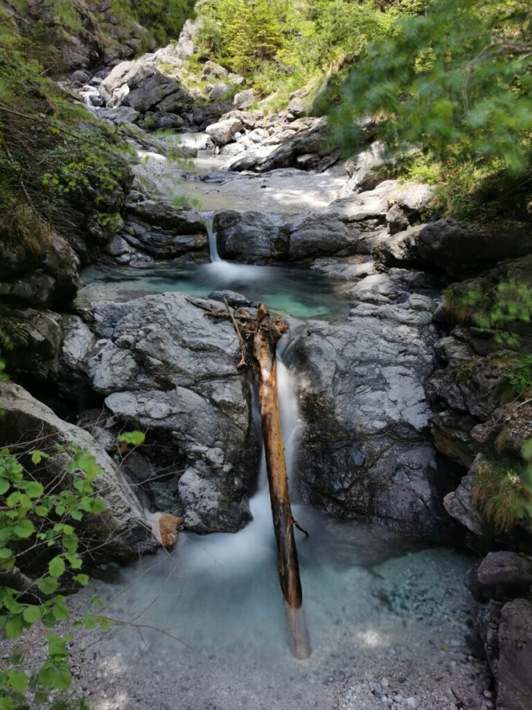 Wasserfälle und viel unberührte Natur im Vomper Loch
