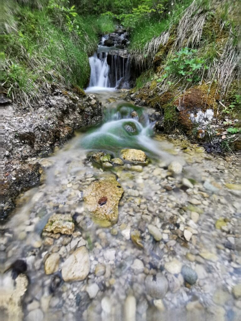 Kleiner Wasserfall auf dem Rückweg nach Seefeld