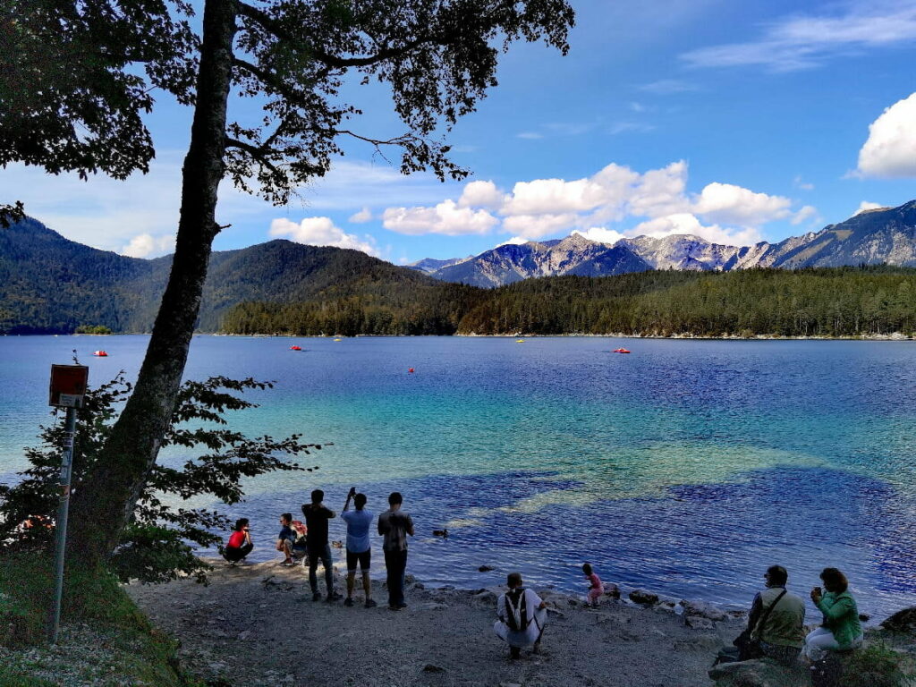 Wettersteingebirge wandern - Traumtour: Einmal rund um den Eibsee!